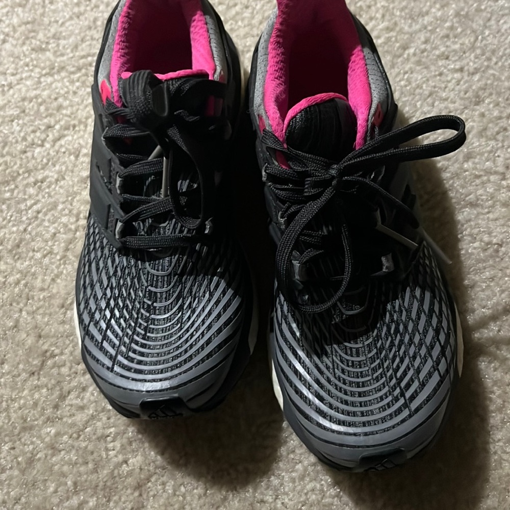 Adidas Energy Boost Running Shoe size 6